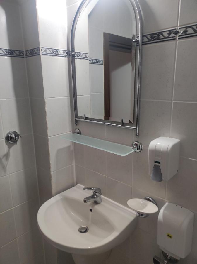 Кианти Hotel Kurdzhali Ngoại thất bức ảnh