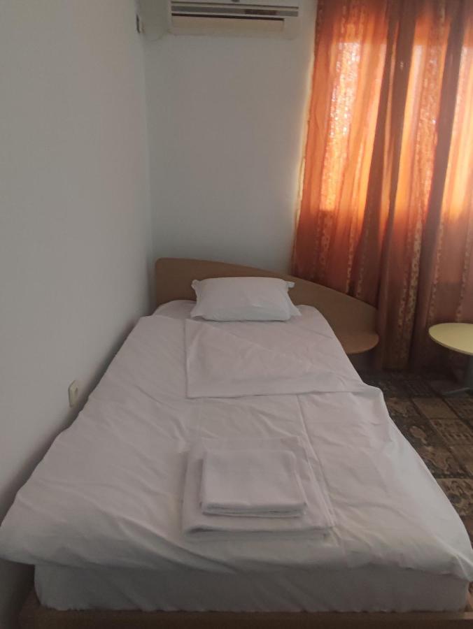 Кианти Hotel Kurdzhali Ngoại thất bức ảnh
