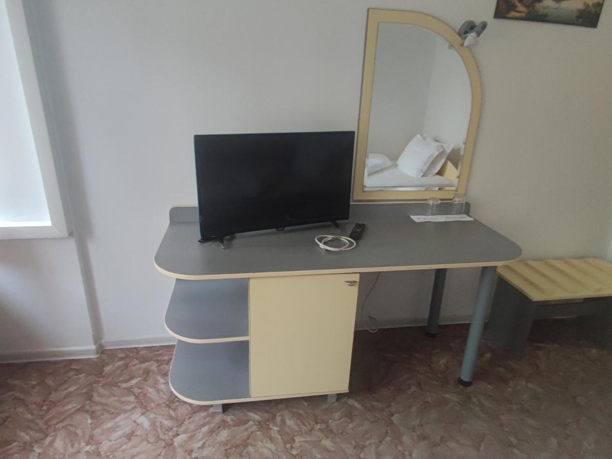 Кианти Hotel Kurdzhali Ngoại thất bức ảnh
