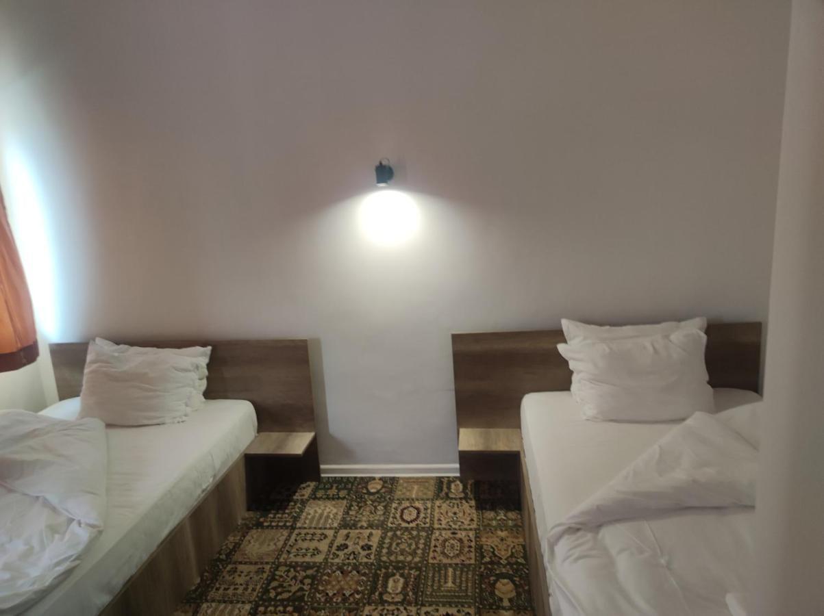Кианти Hotel Kurdzhali Ngoại thất bức ảnh