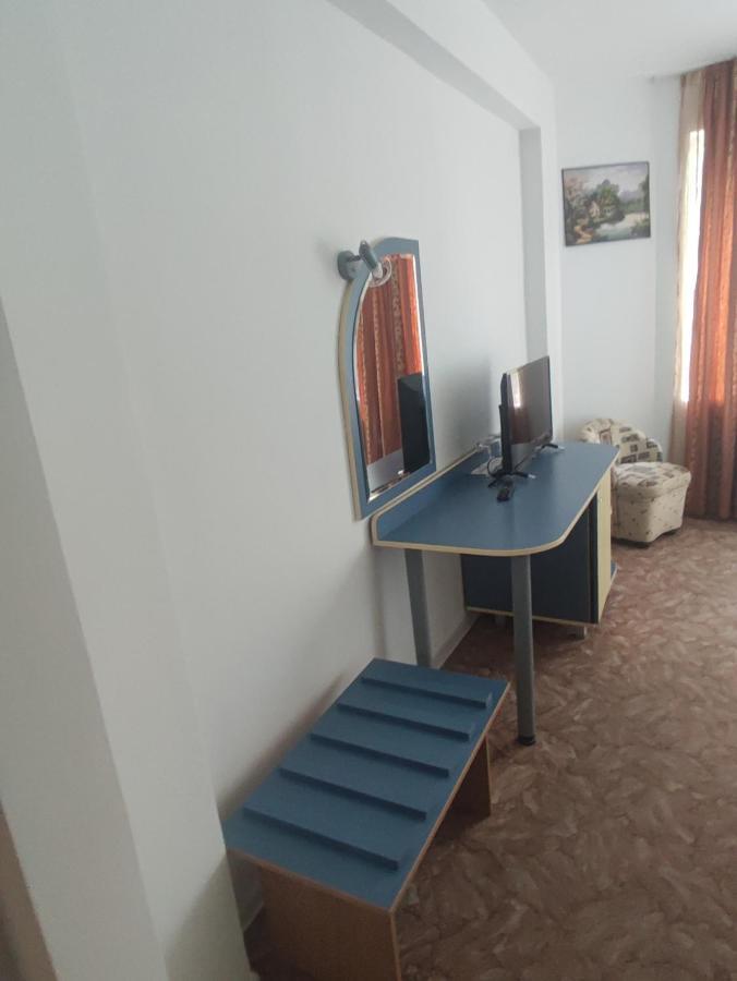Кианти Hotel Kurdzhali Ngoại thất bức ảnh