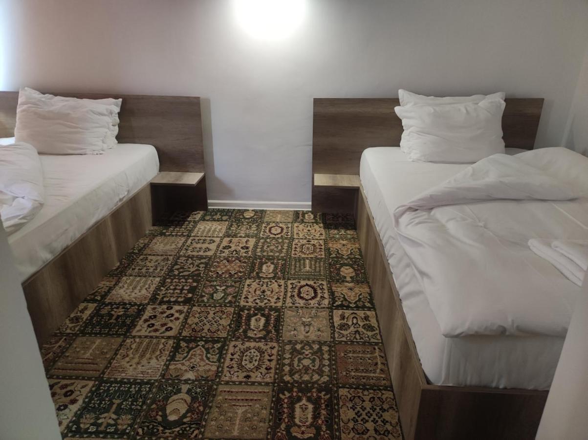 Кианти Hotel Kurdzhali Ngoại thất bức ảnh