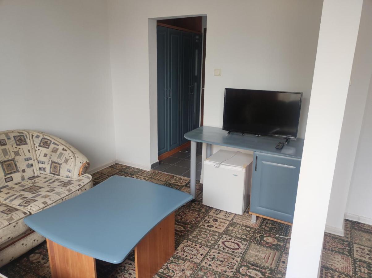 Кианти Hotel Kurdzhali Ngoại thất bức ảnh