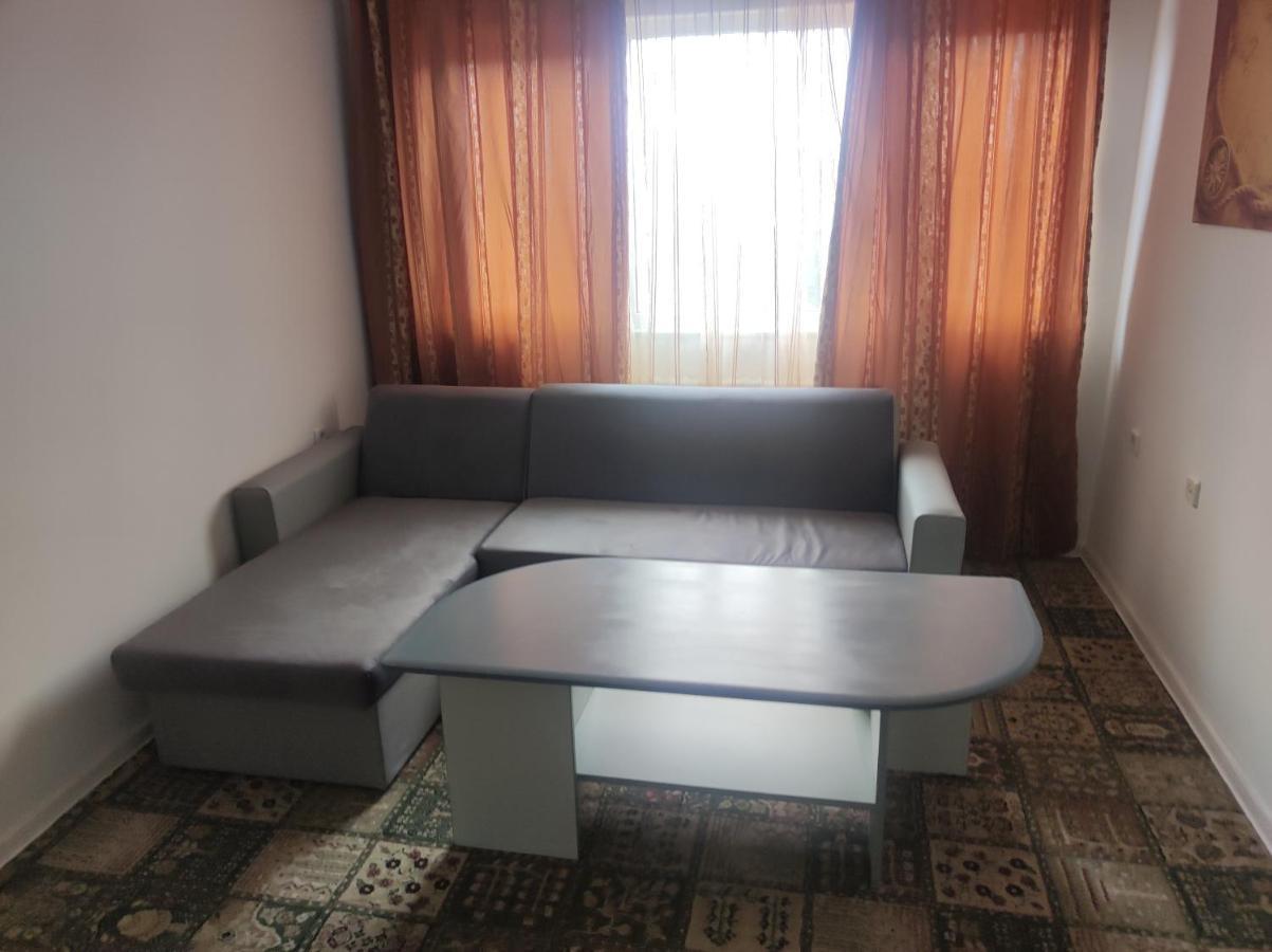 Кианти Hotel Kurdzhali Ngoại thất bức ảnh