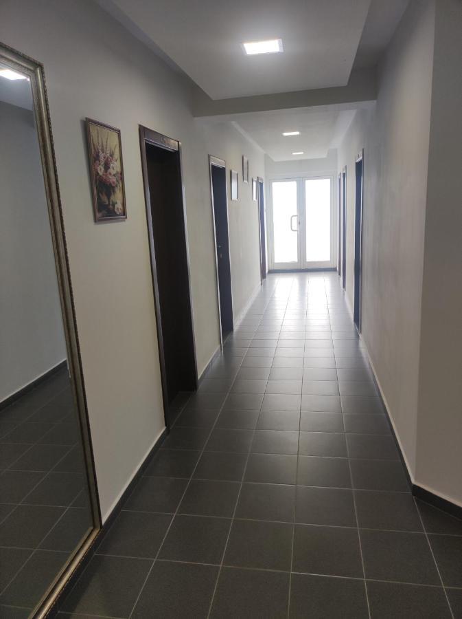 Кианти Hotel Kurdzhali Ngoại thất bức ảnh