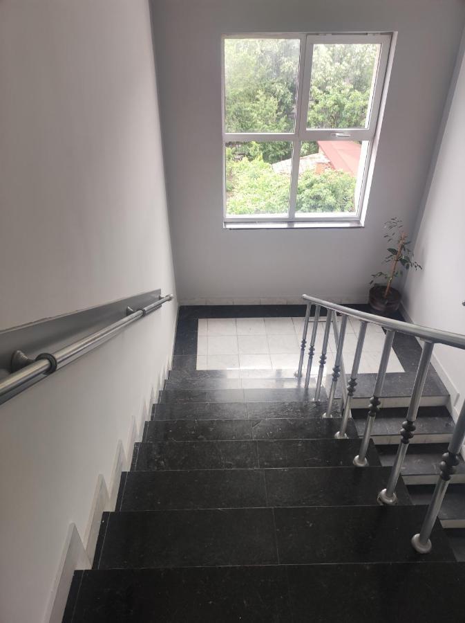 Кианти Hotel Kurdzhali Ngoại thất bức ảnh